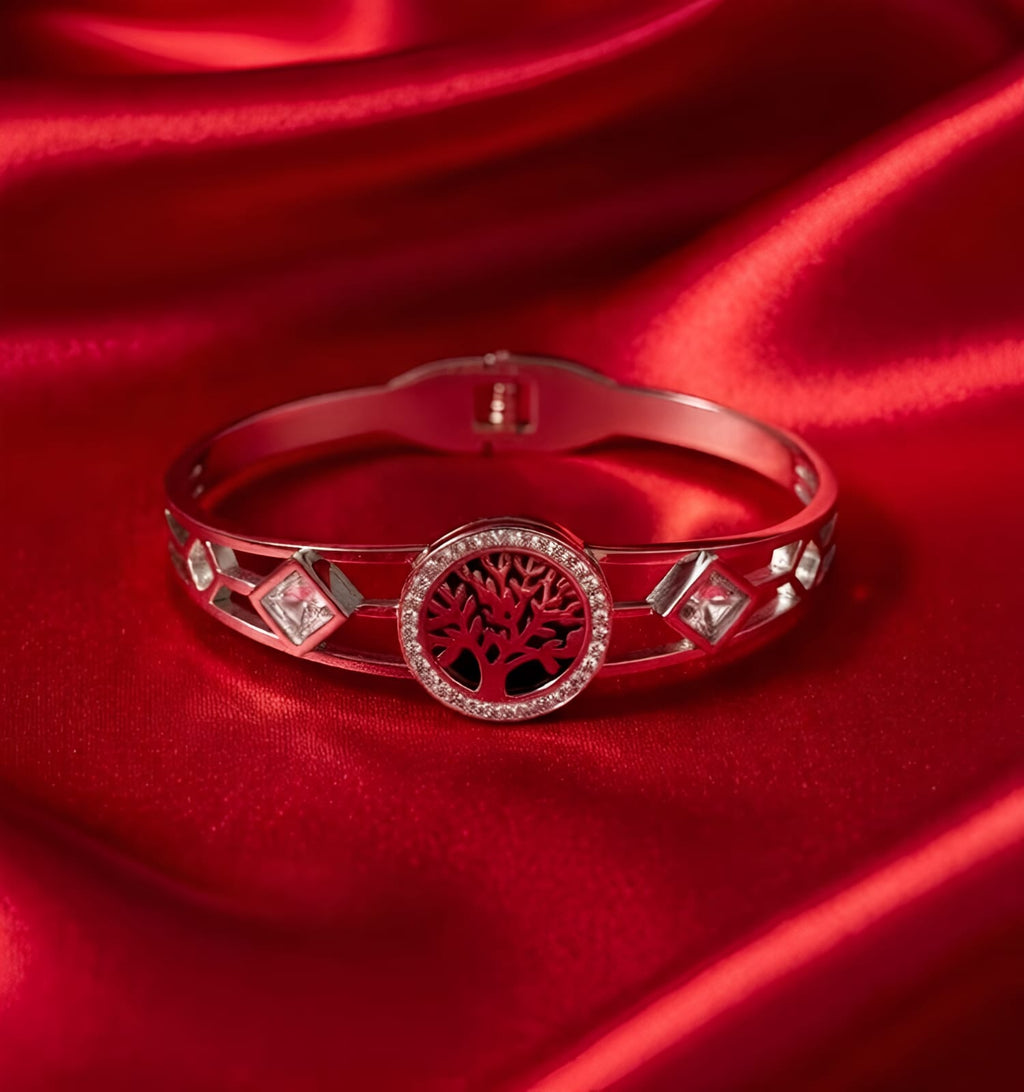 HAND CUFF, STAINLESS STEEL, SILVER PLATED WITH AMERICAN DIAMOND