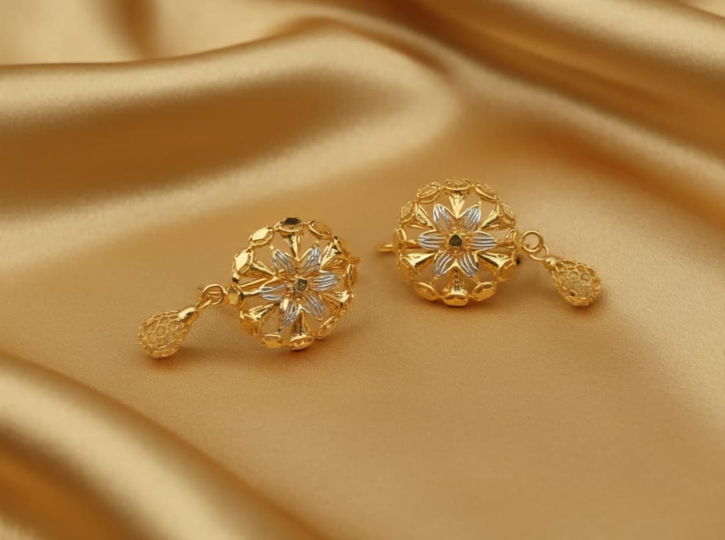 GOLD PLATED EAR RINGS
