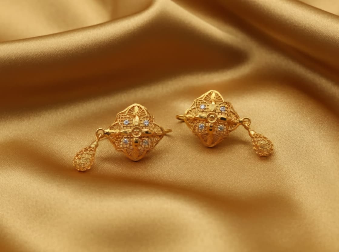 GOLD PLATED EAR RINGS