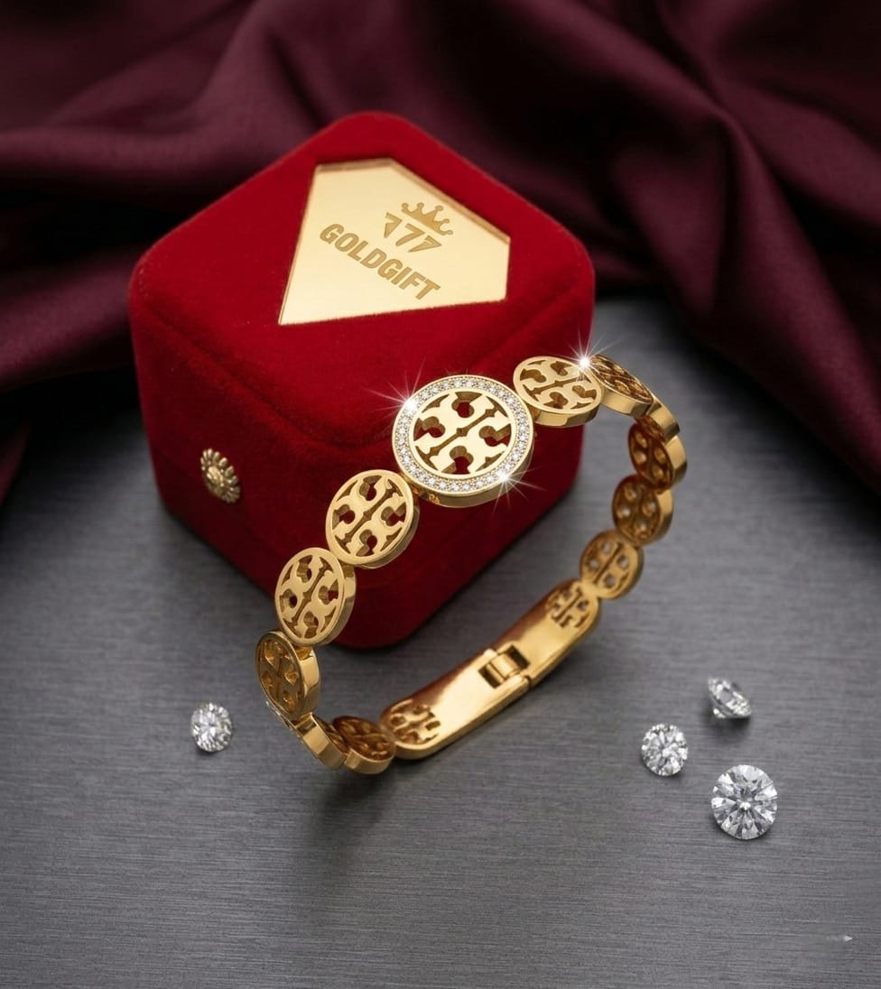 HAND CUFF, GOLD PLATED WITH AMERICAN DIAMOND