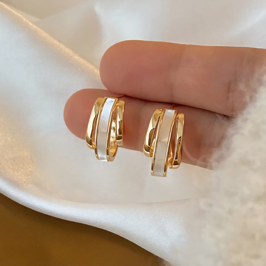 White Pastel Gold Glam - Earring